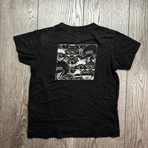 Uniqlo UT Kaws Sesame Street Kids Pocket T-Shirt Black Graphic Size 5-6 120cm